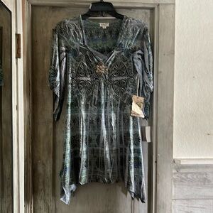 NWT One World - beaded embellished Boho square to v neck tunic - size S